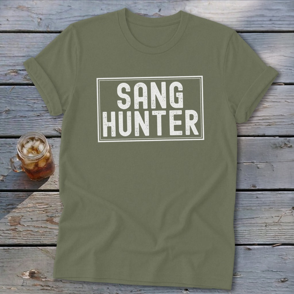Olive green t-shirt with white "SANG HUNTER" text in a rectangle.