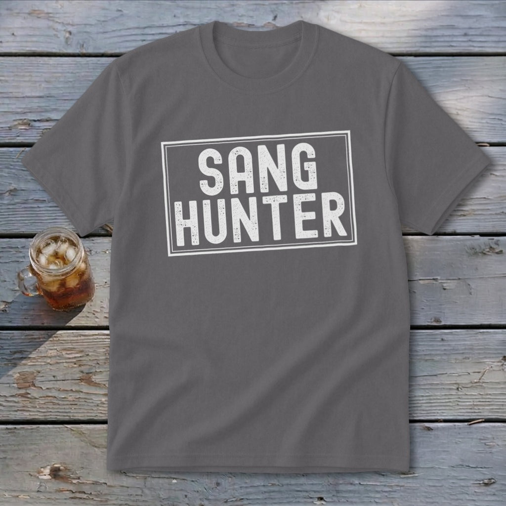 Gray t-shirt with white text "SANG HUNTER" inside a rectangular border.