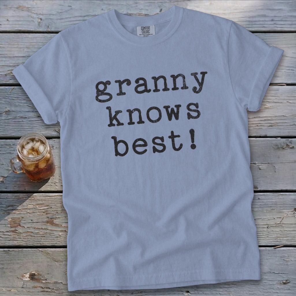 Granny Knows Best Signature Tee