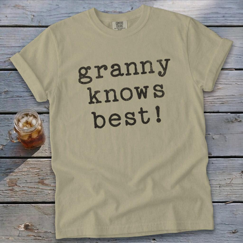 Granny Knows Best Signature Tee