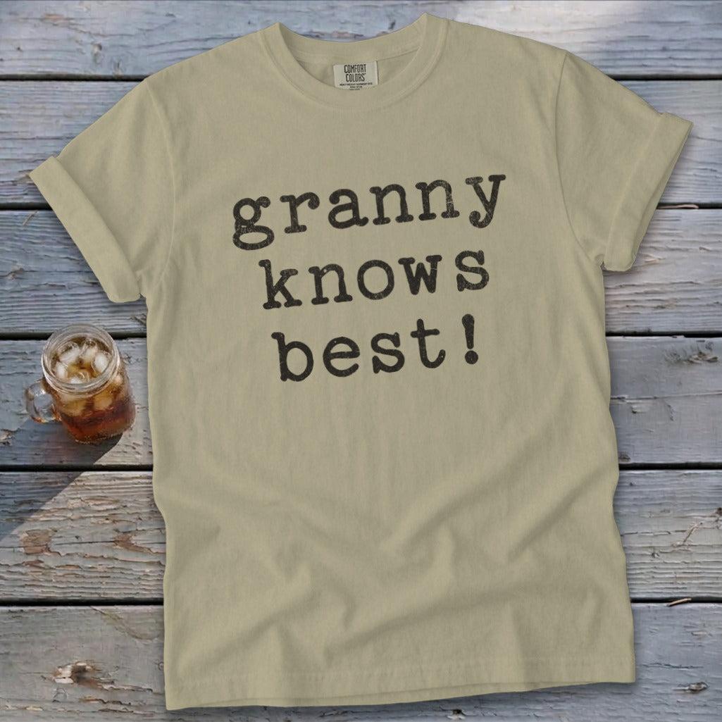 Granny Knows Best Signature Tee