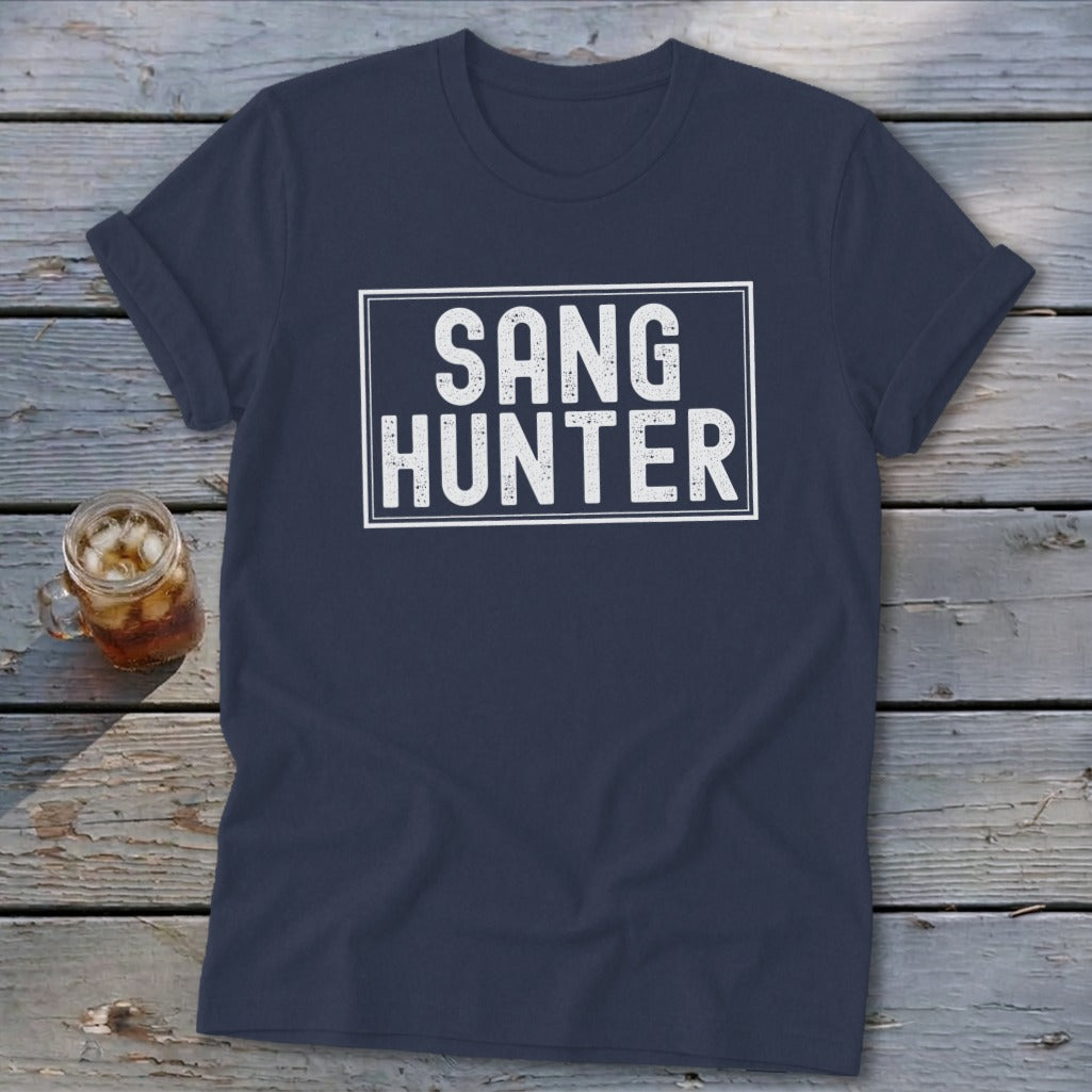Navy t-shirt with white "SANG HUNTER" text inside a rectangle.